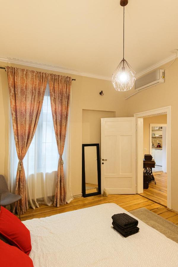 Chic Apartment In Historical City Center Timișoara Zewnętrze zdjęcie