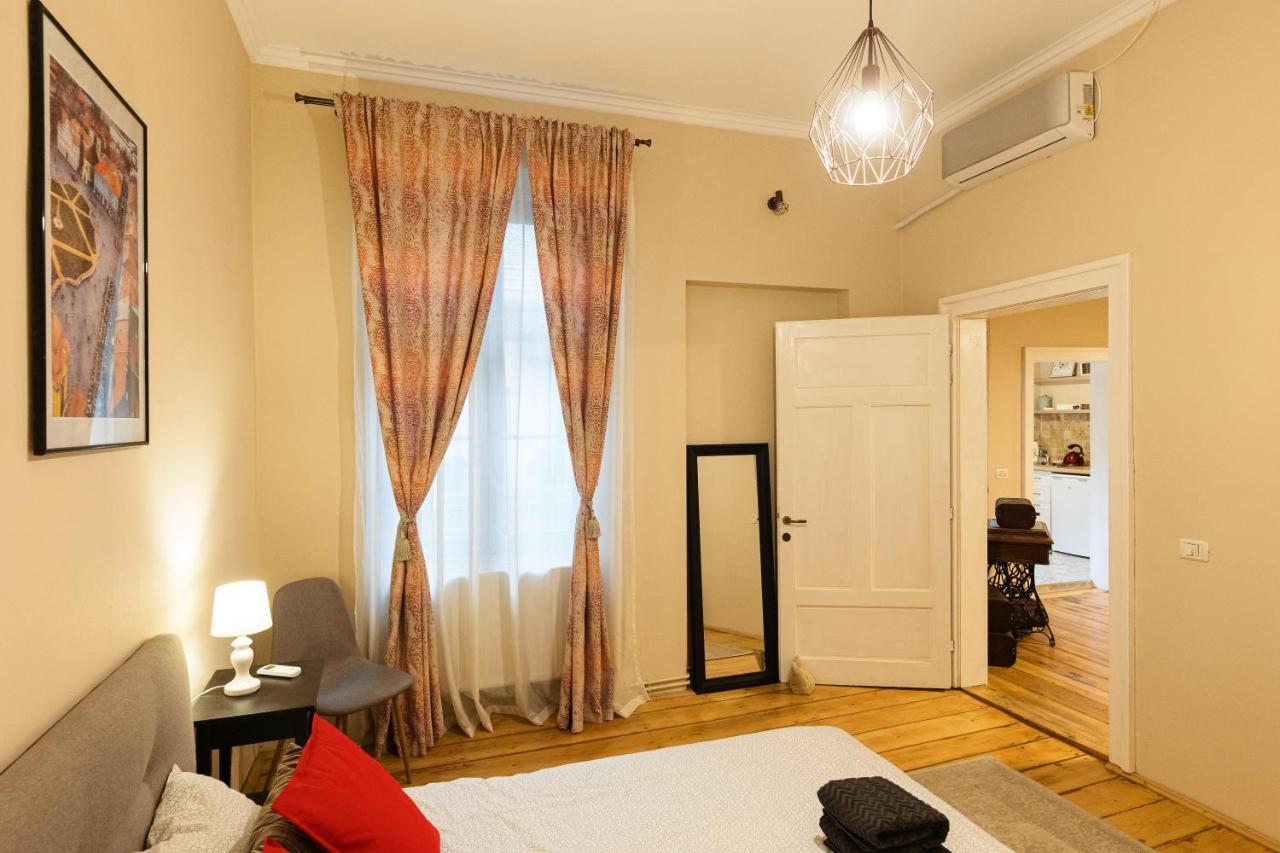 Chic Apartment In Historical City Center Timișoara Zewnętrze zdjęcie