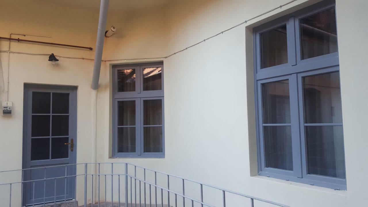 Chic Apartment In Historical City Center Timișoara Zewnętrze zdjęcie